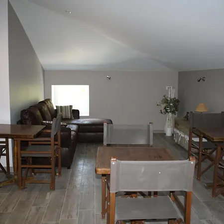 Bed & Breakfast Domaine Du Serre D'avene