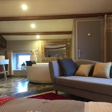 Bed & Breakfast Domaine Du Serre D'avene 4*