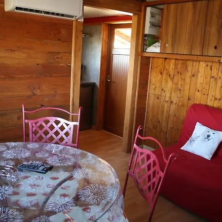 Bed & Breakfast Domaine Du Serre D'avene
