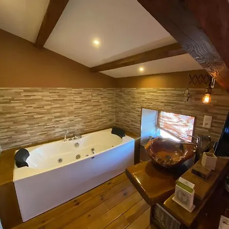 Bed & Breakfast Domaine Du Serre D'avene
