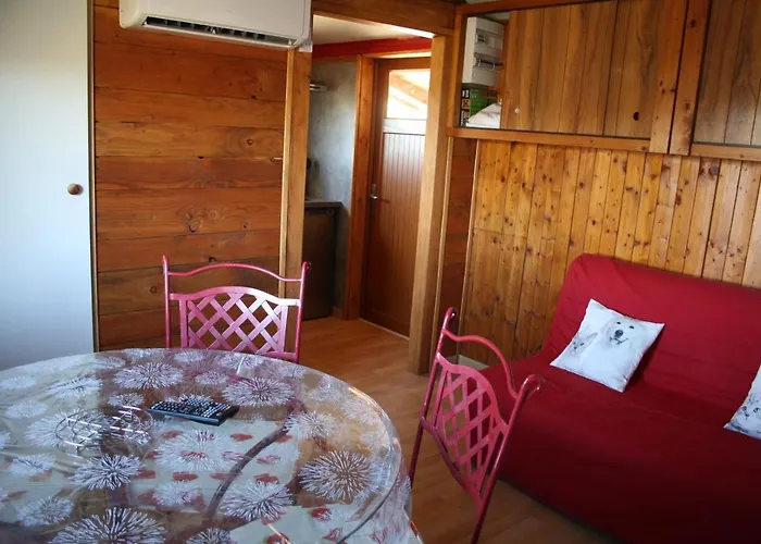 Bed & Breakfast Domaine Du Serre D'avene