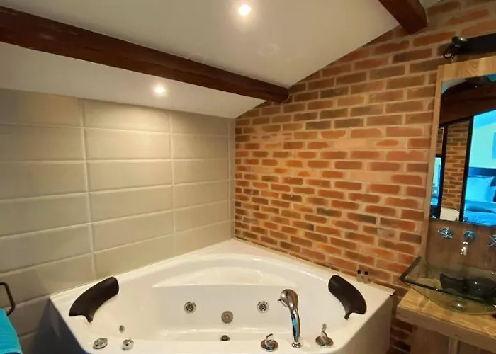 Bed & Breakfast Domaine Du Serre D'avene