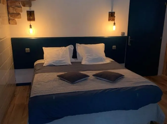 Domaine Du Serre D'avene Bed & Breakfast 4*